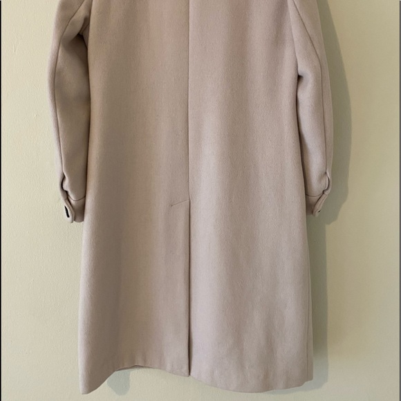 Coat - Picture 5 of 6